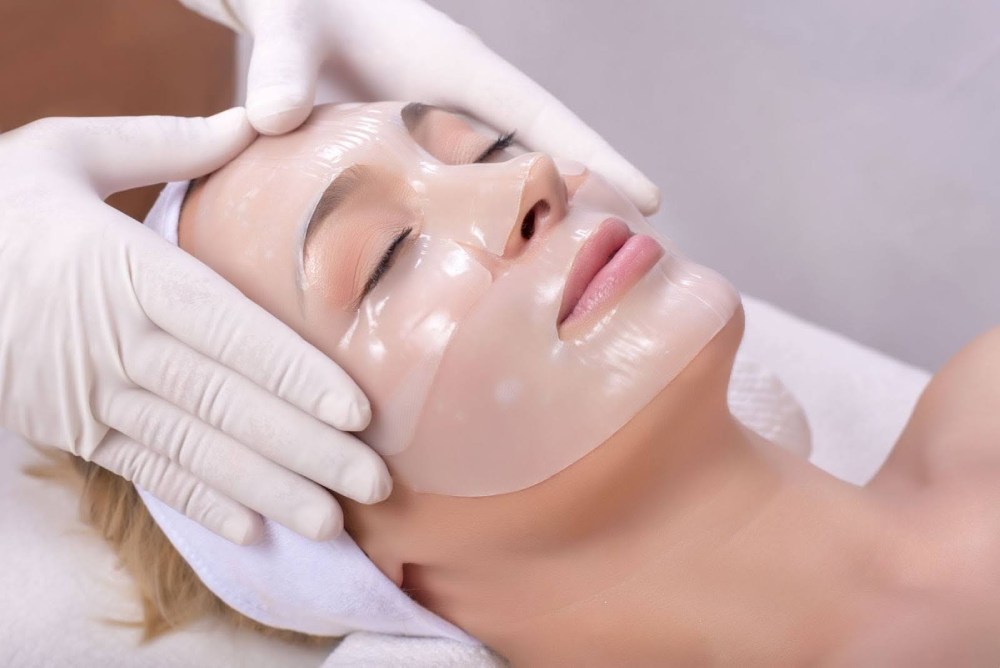 Effective skin brightening treatment designed to rejuvenate dull skin and restore natural glow.